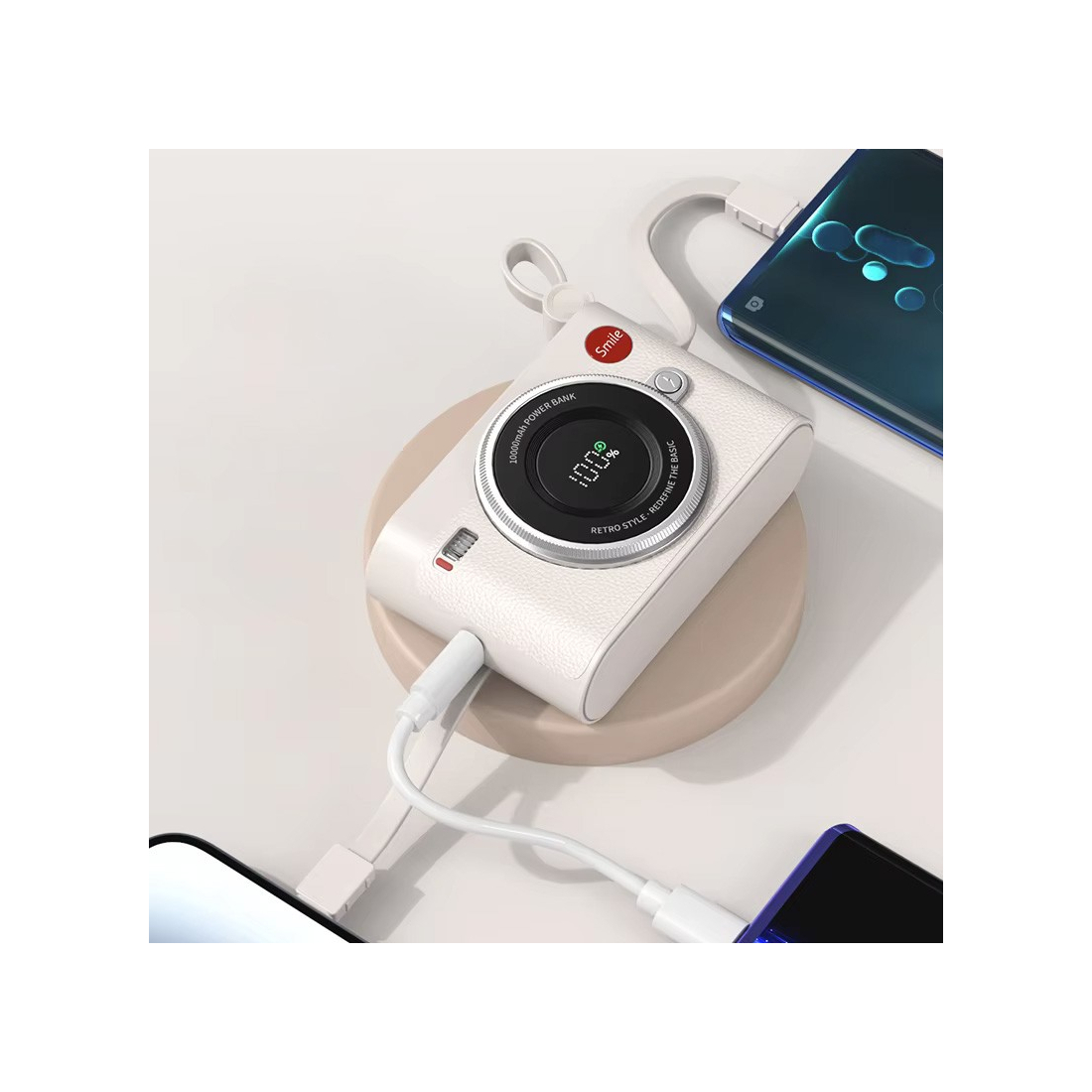 Batterie de secours 10 000 mAh retro style appareil photo - Blanc