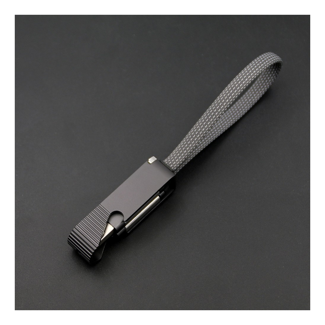 Porte clef ouvre bouteille avec cable data Type-C / lightning - Gris